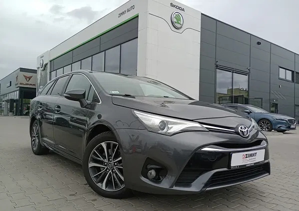 toyota avensis łódzkie Toyota Avensis cena 46900 przebieg: 190020, rok produkcji 2015 z Pilzno